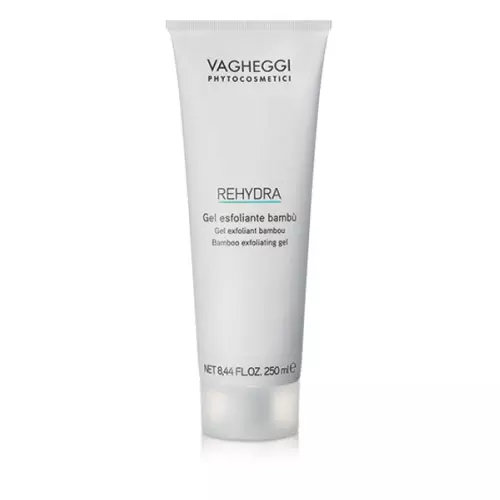 Gel exfoliant Vagheggi disponible au Salon Esthétique Entre-Nous à Saint-Georges, en Beauce, pour un exfoliage en douceur, éliminant les impuretés et révélant une peau lisse et lumineuse.