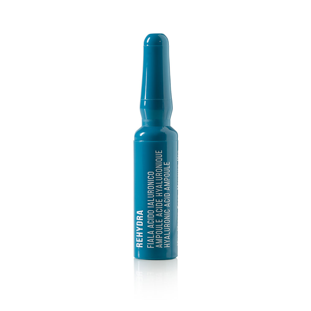 Ampoule à l'acide hyaluronique Vagheggi, disponible au Salon Esthétique Entre-Nous à Saint-Georges, en Beauce, pour une hydratation intense et une peau repulpée.