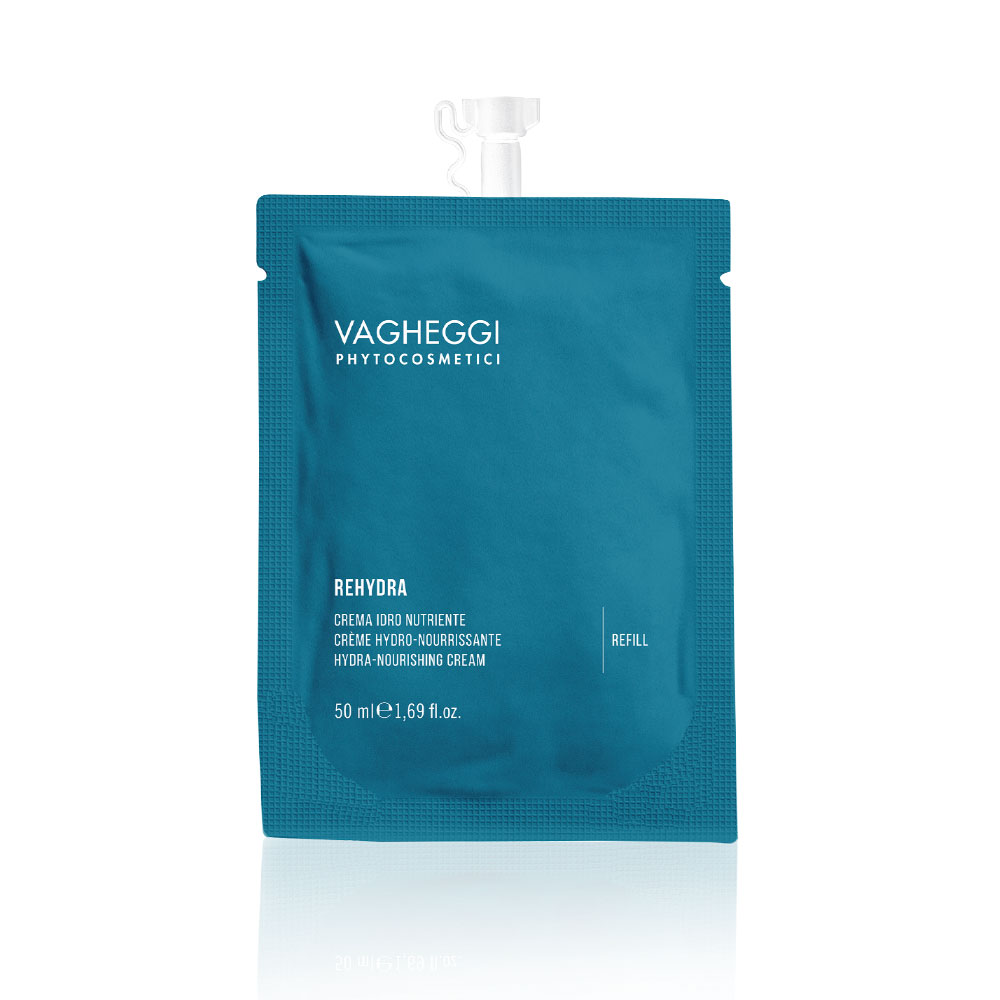 Crème hydronourrissante rechargeable Vagheggi, disponible au Salon Esthétique Entre-Nous à Saint-Georges, en Beauce, offrant une hydratation profonde, une nutrition ciblée et une option écoresponsable.